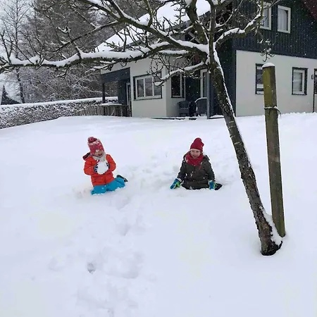 Cozy Hunting With Garden On The Eifelsteig *